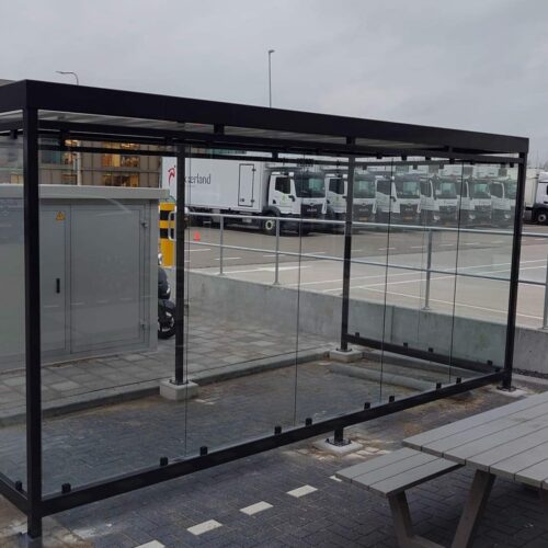 Rookoverkapping Myla 149 Moderne rookabri met glazen wanden
